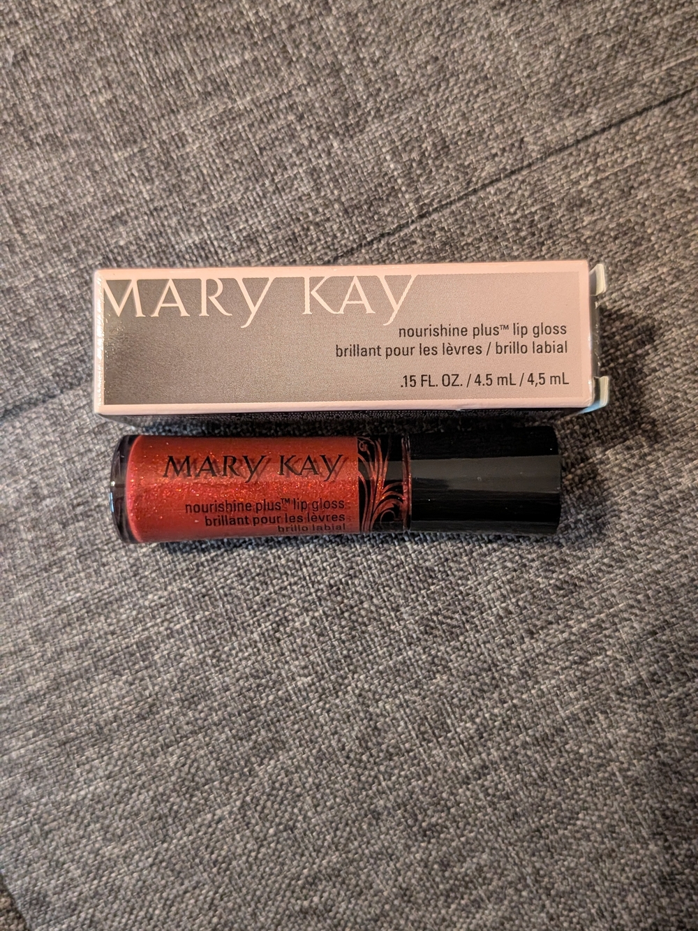 Mary Kay Vintage Nourishine Plus Lip Gloss - Red Passion - Sparkly Red Shade